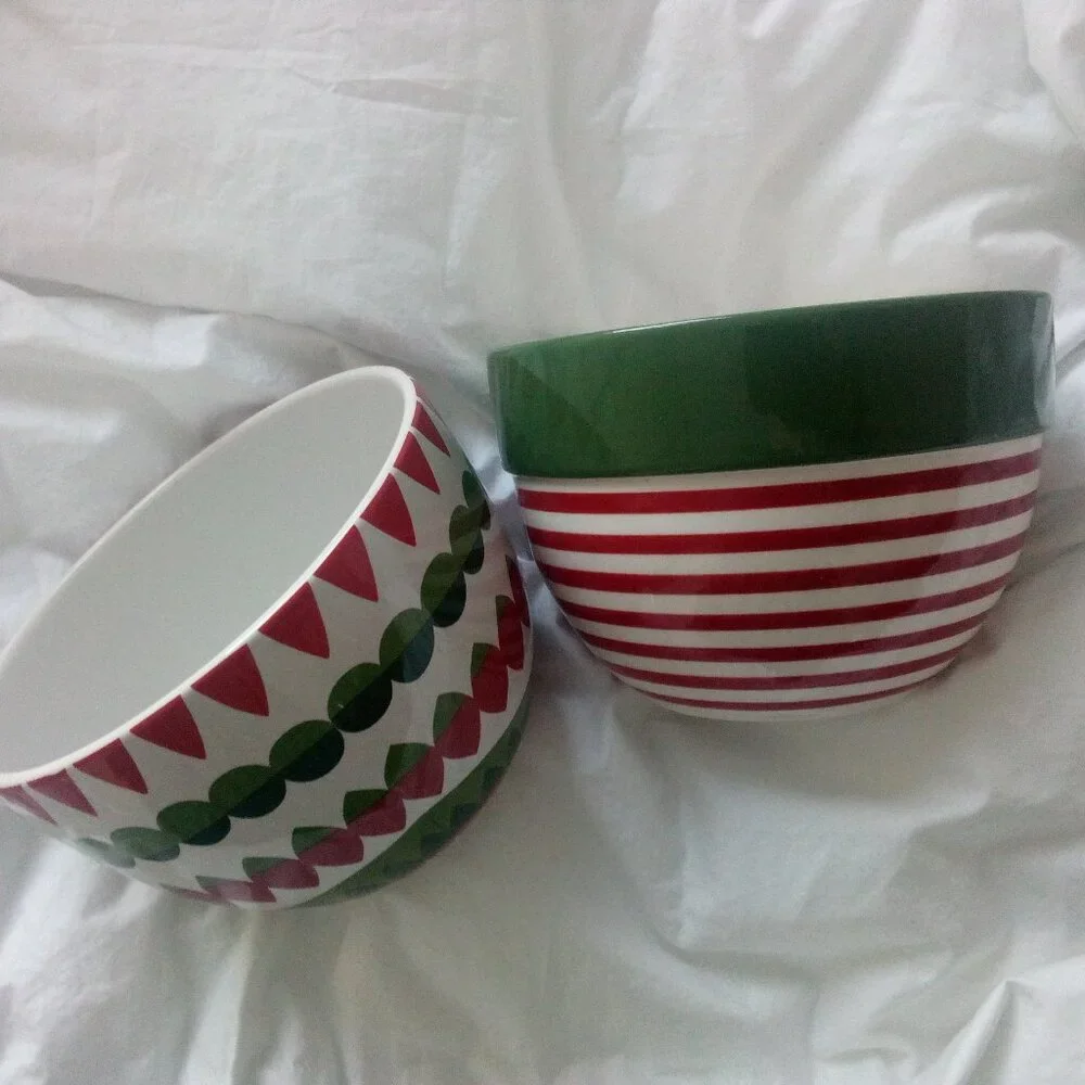 Crate and Barrel Set of 2 Bowls NEW!